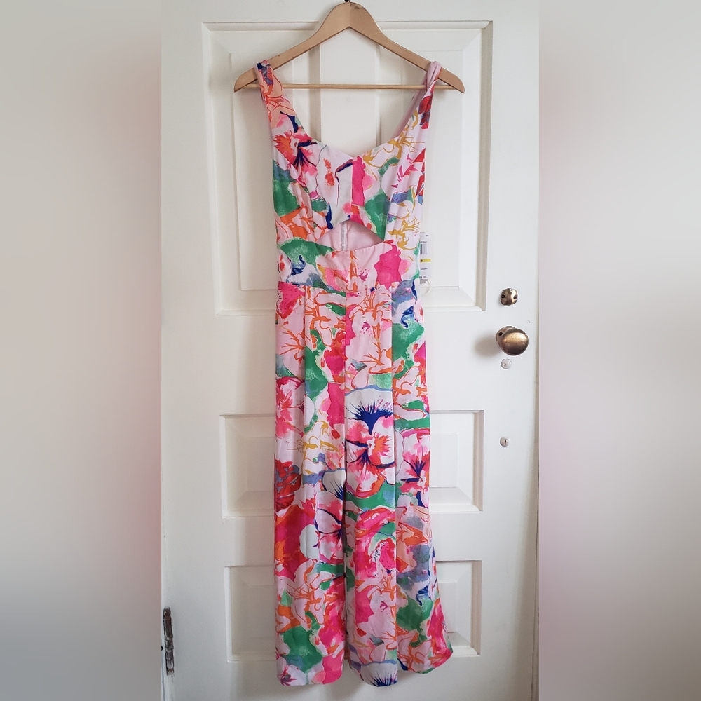 Floral Sleeveless Jumpsuit With Cutout